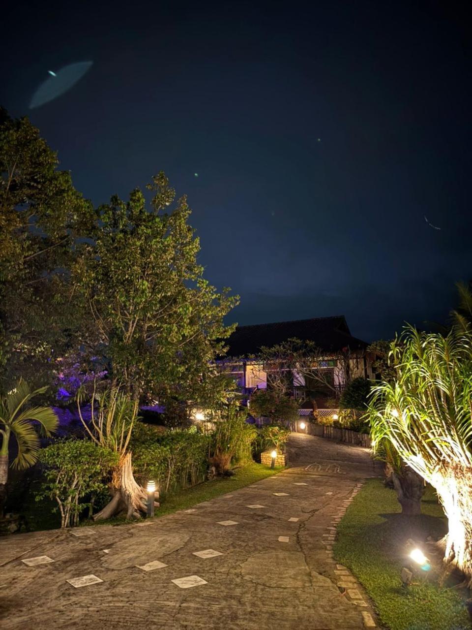 Singgahsana Villa Langkawi Kuah Buitenkant foto
